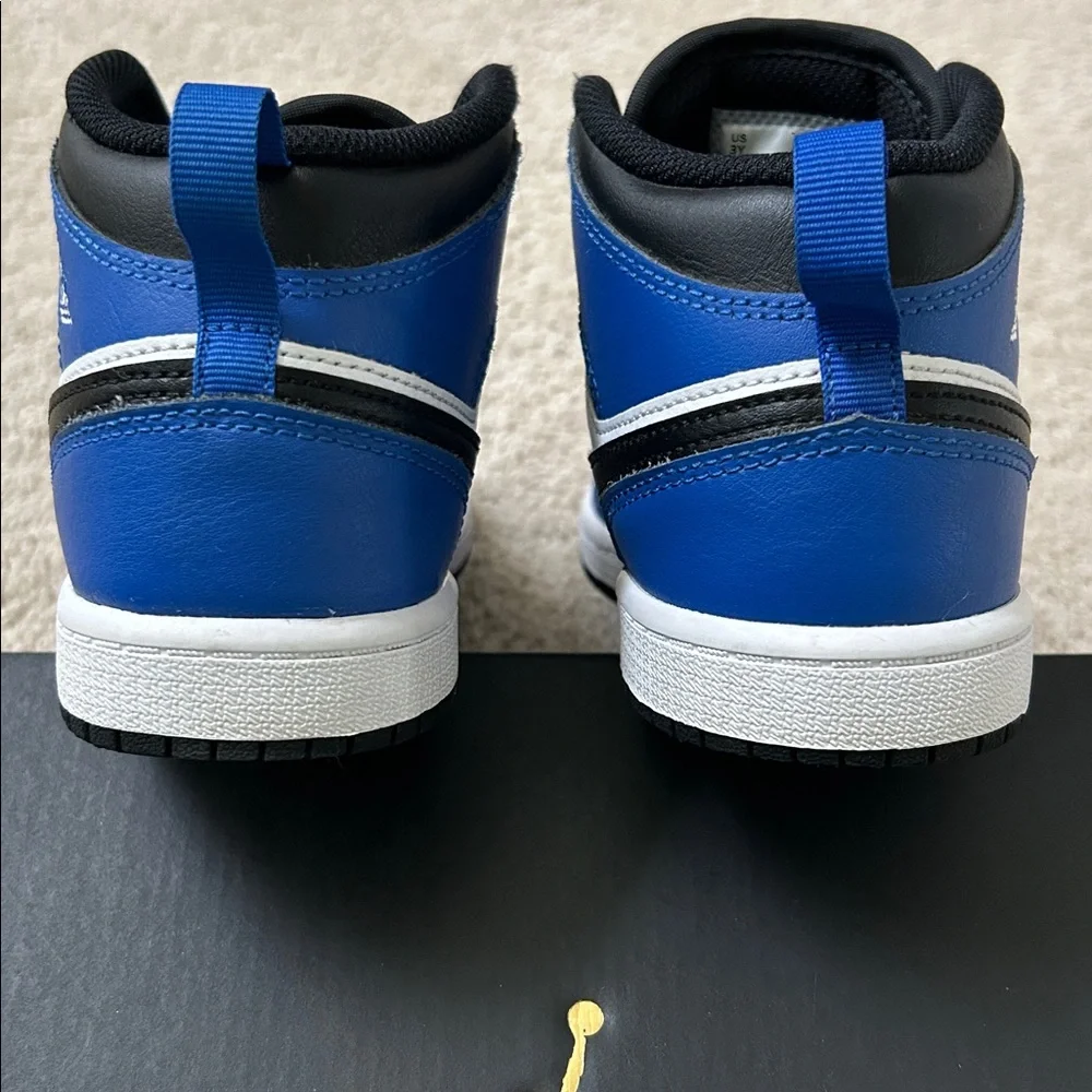 Nike Air Jordan | 1 Mid GS Blue Sneakers | 3 Y